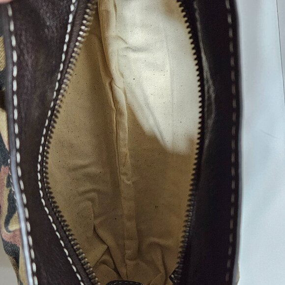 Moschino Cheap & Chic Tiger Print Shoulder Bag – NWT - Picture 11 of 14